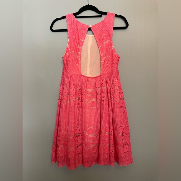 Free people lace cutout back halter mini - Picture 2 of 6